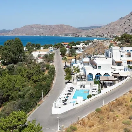 Eagles Nest Hotel 4*