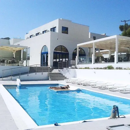 Eagles Nest 4*